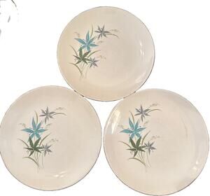 Set Of 3 Vintage MCM Sabin China Tiger Lily 9 1/4 In Dinner Plates Preowned
